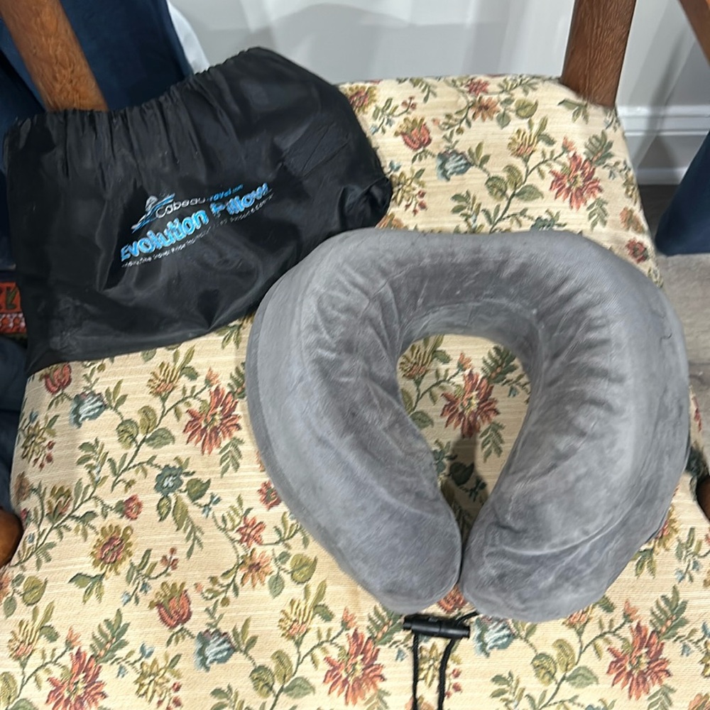 Cabeau memory foam travel pillow